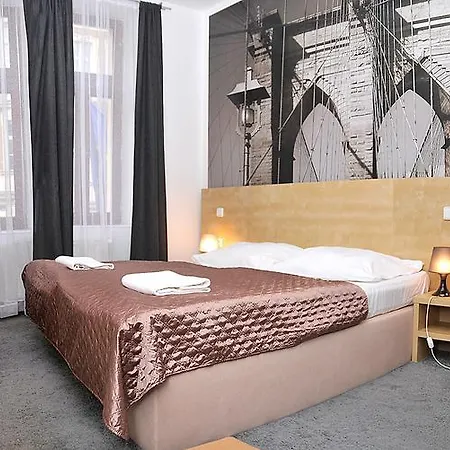 Andel Aparthotel 3*