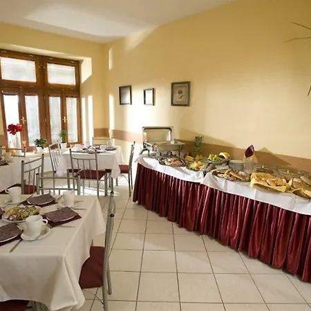 Andel Aparthotel 3*