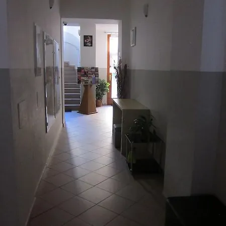 Andel Aparthotel 3*